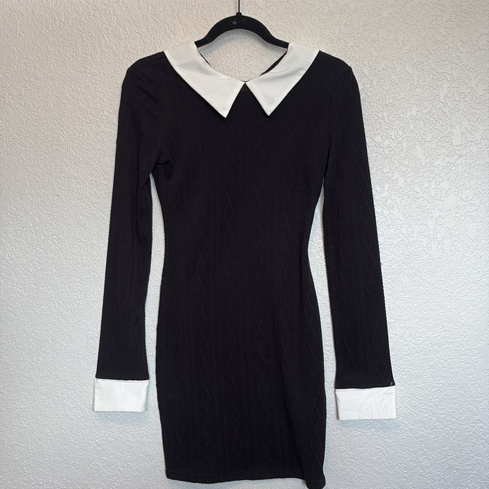 🖤Collared Knit Black and White Long Sleeve Dress (S)